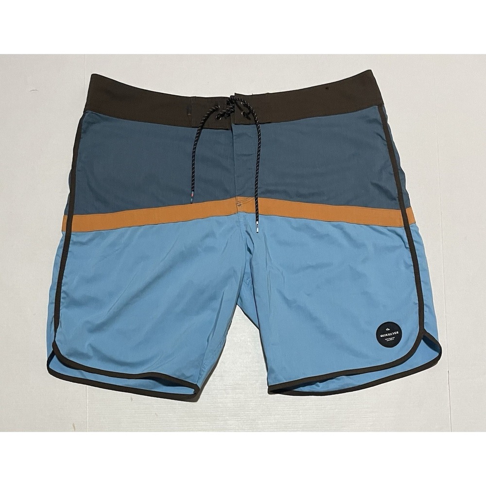 Quiksilver‎ DryFlight Board Shorts Mens Size 38 X 9.5 Surf Swim Beach Stretch